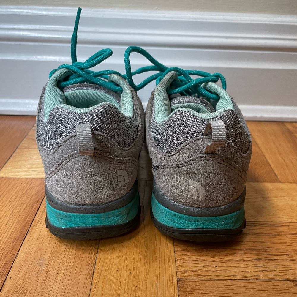The North Face Hedgehog Fast Pack Low Hiking Shoes Women's 6 Gray Teal - Picture 8 of 9